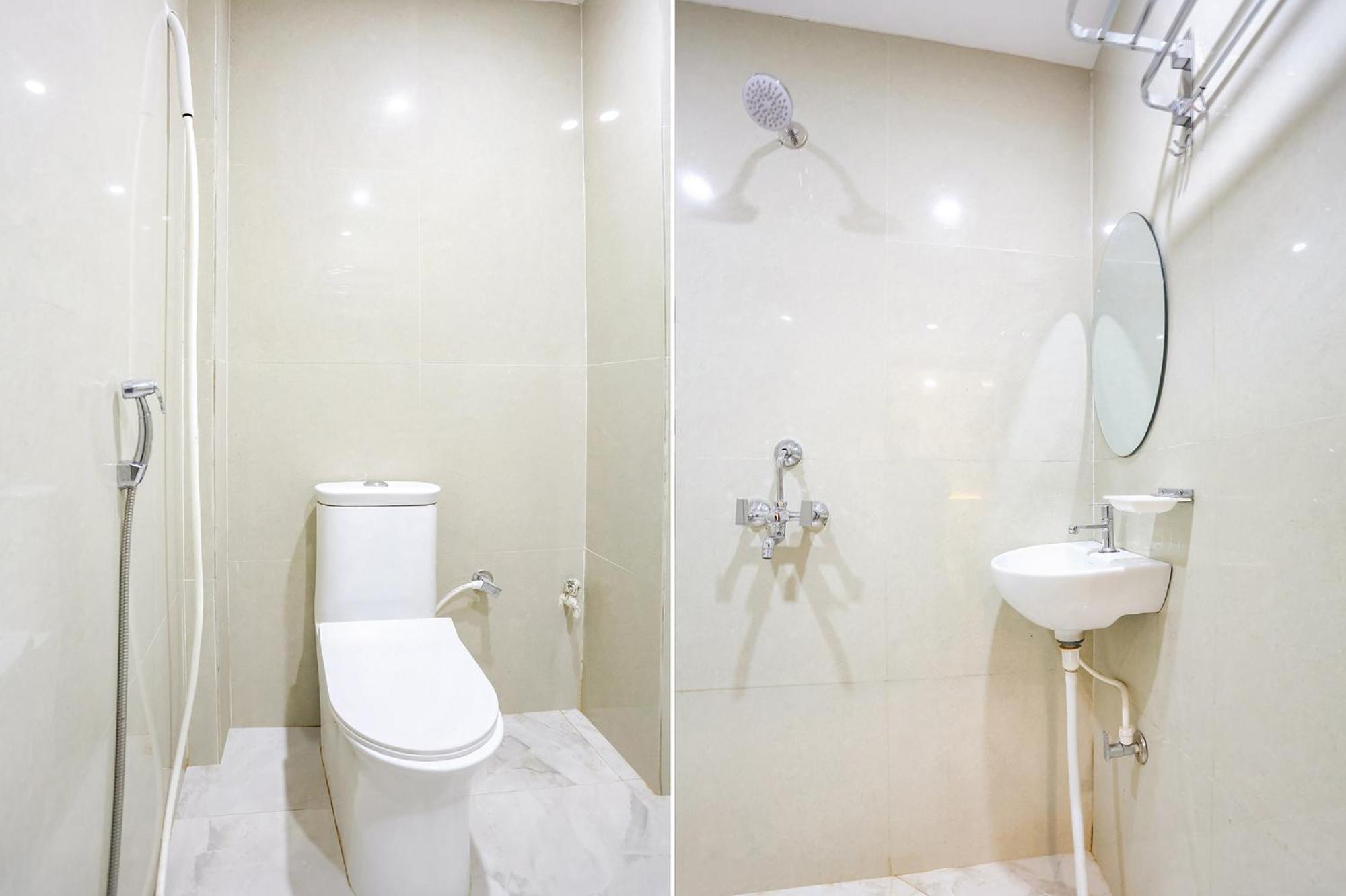 Fabhotel Hari Kunj 900 M From Kashi Vishwanath Temple Varanasi Exterior photo